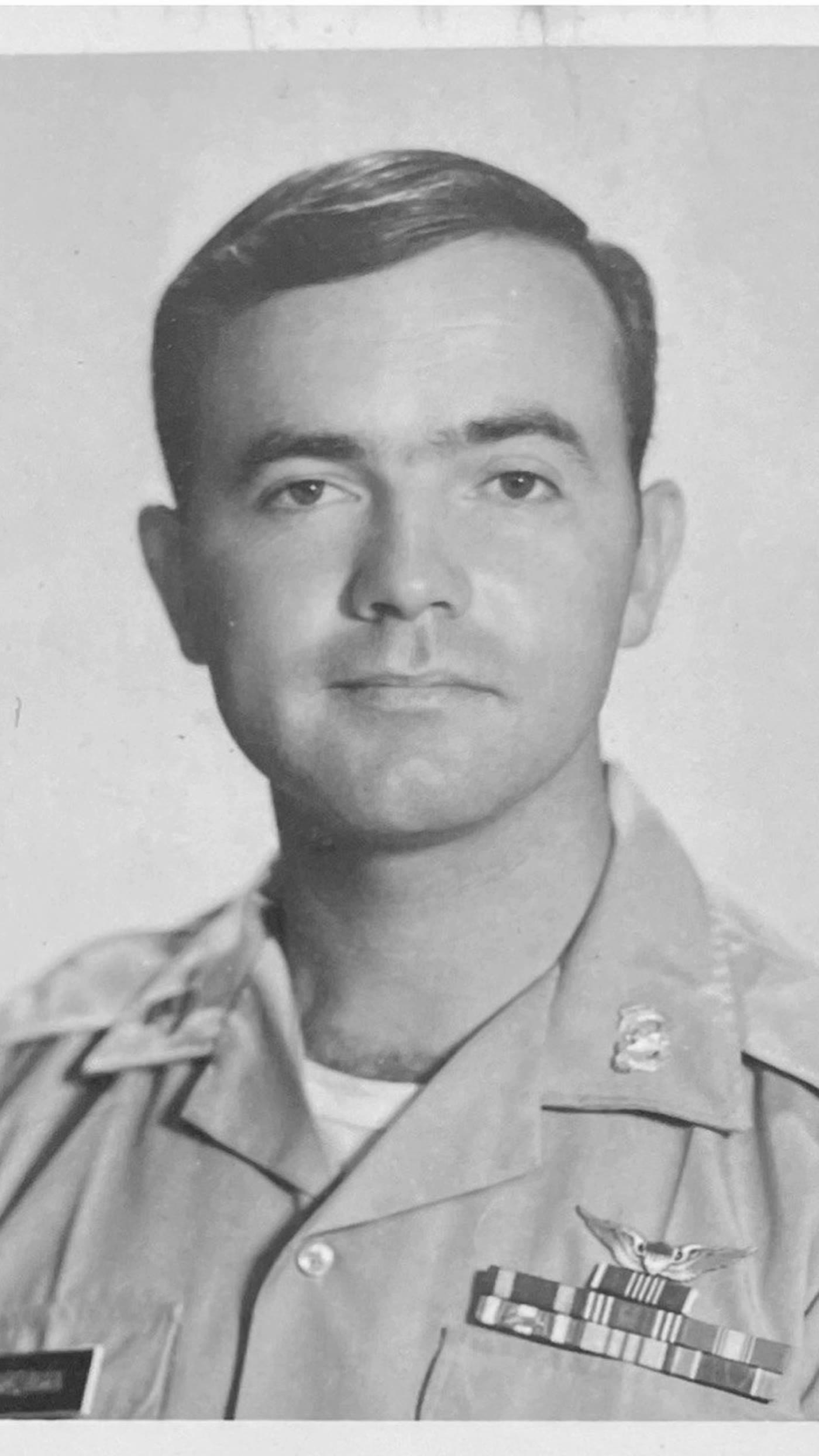 Young Del Hardiman in military flight uniform